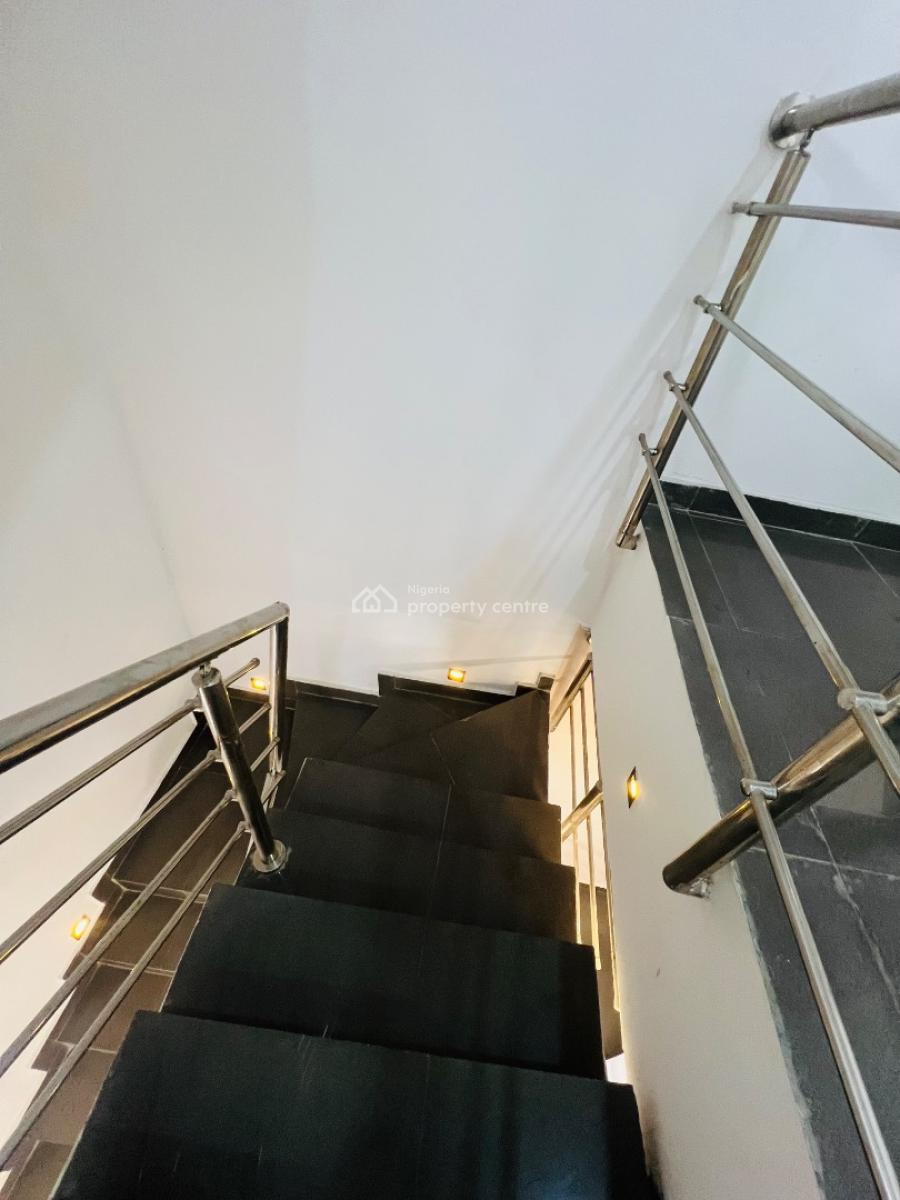 Brand New 3 Bedroom Apartment with Bq, Lekki Phase 1, Lekki, Lagos, Flat / Apartment for Rent