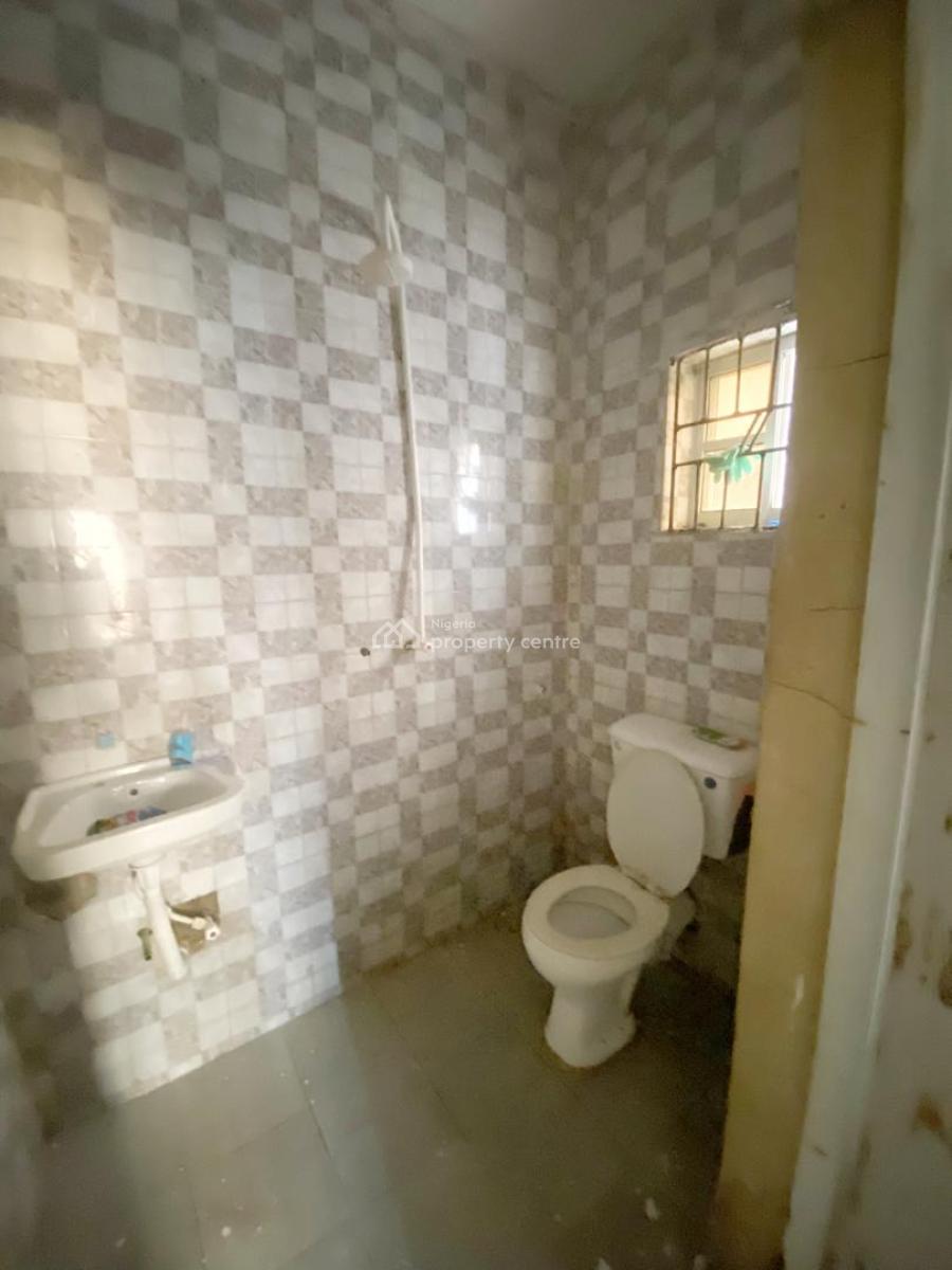 a Well Maintained 2 Bedroom Flat, Opic, Isheri North, Ogun, Flat / Apartment for Rent