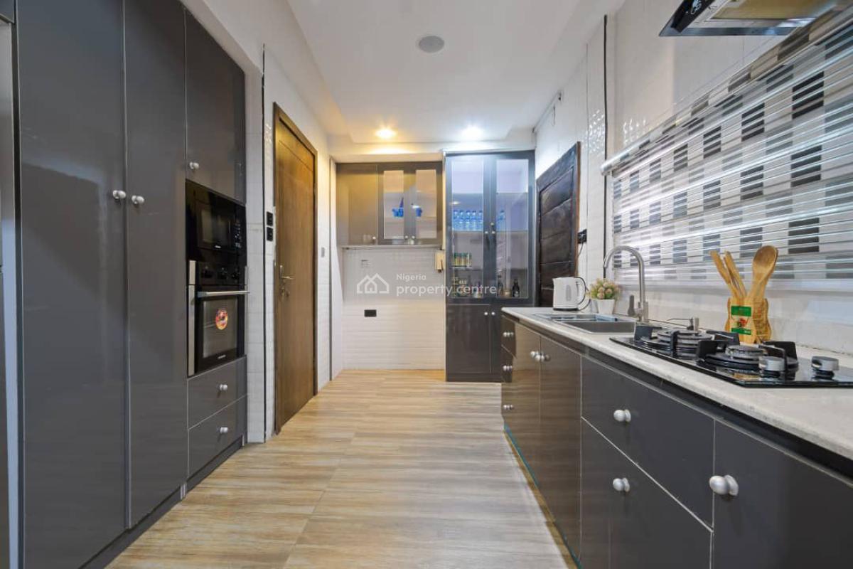 Lush 4 Bedrooms Fully and Serviced Apartment, Ikeja, Lagos, Flat / Apartment Short Let