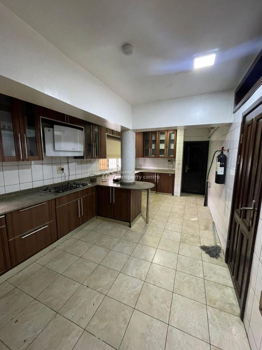 Well Maintained and Spacious Six (6) Bedroom Detached Duplex., Parkview, Ikoyi, Lagos, Semi-detached Duplex for Rent