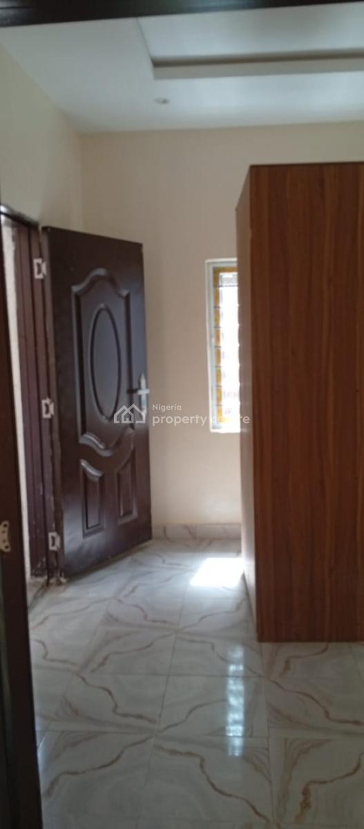 Beautiful 2 Bedroom Flat, Berger, Arepo, Ogun, Flat / Apartment for Rent