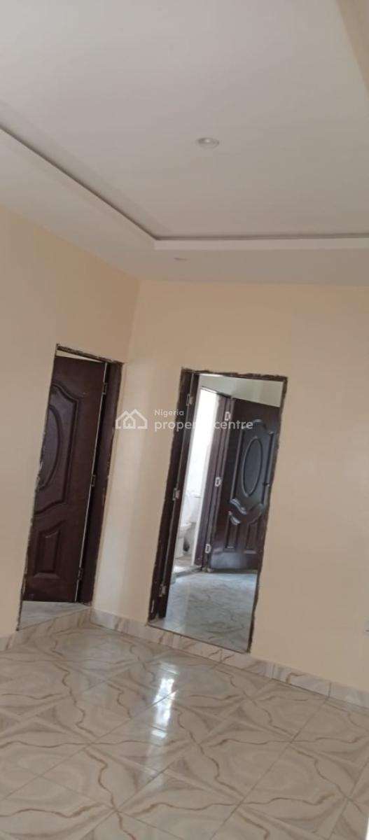 Beautiful 2 Bedroom Flat, Berger, Arepo, Ogun, Flat / Apartment for Rent