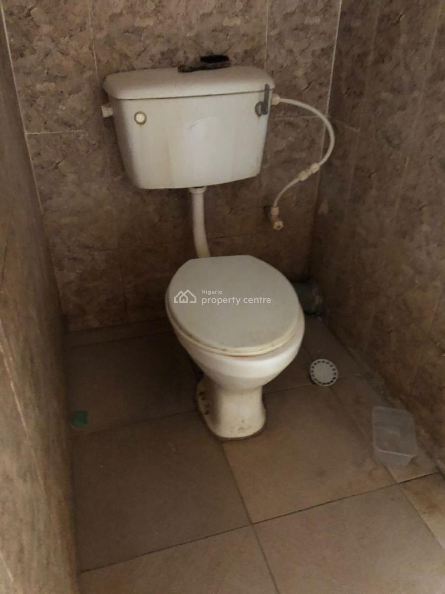 Nice 2 Bedroom Flat, Magboro, Ogun, Flat / Apartment for Rent