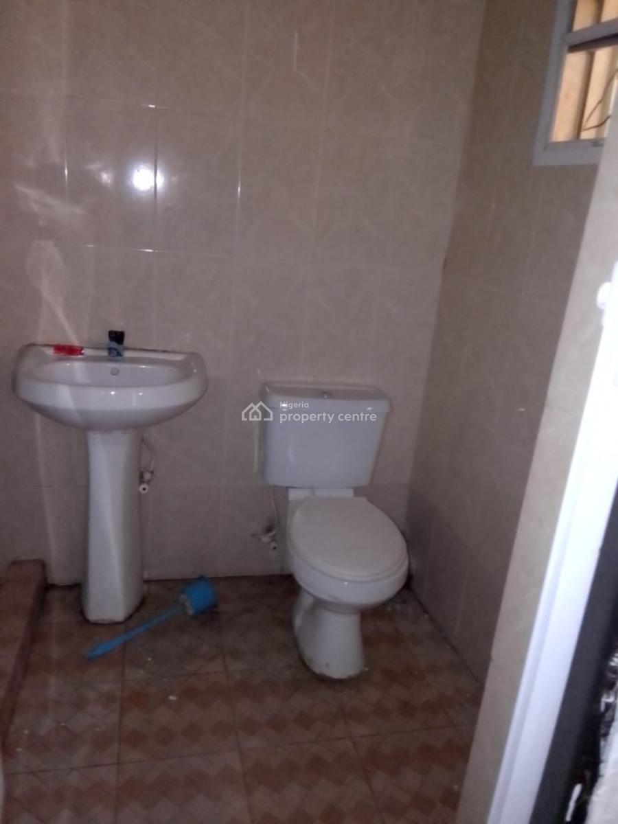 Spacious 2 Bedroom Flat, Ogba, Ikeja, Lagos, Flat / Apartment for Rent