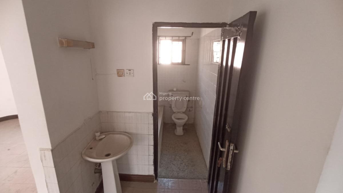 Executive 3 Bedroom Semi Detached Bungalow, Gbagada, Lagos, Semi-detached Bungalow for Rent