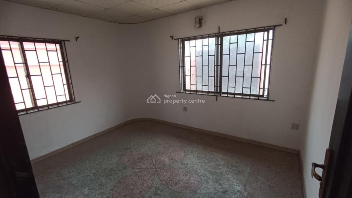 Executive 3 Bedroom Semi Detached Bungalow, Gbagada, Lagos, Semi-detached Bungalow for Rent