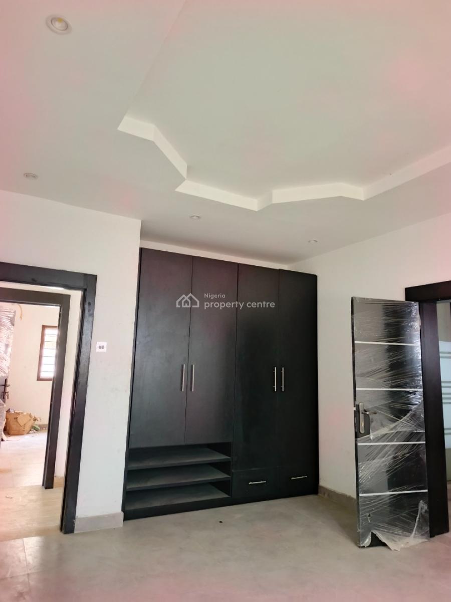 Smart Spacious Newly Built 2 Bedrooms Bungalow, Abraham Adesanya Axis, Ajah, Lagos, Detached Bungalow for Rent