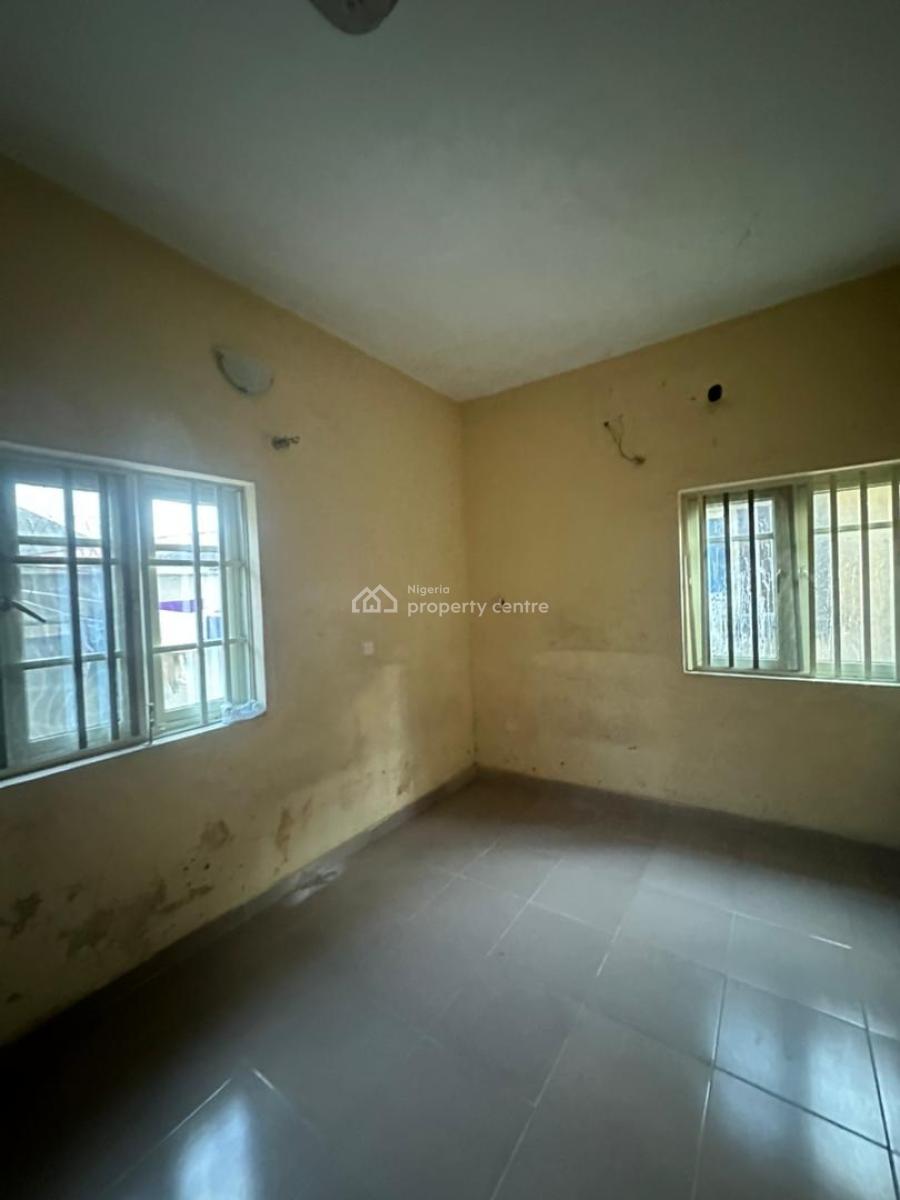 Exclusive 3 Bedroom Flat, Gra Phase 1, Magodo, Lagos, Flat / Apartment for Rent
