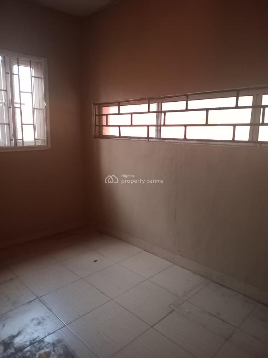 Standard 4 Bedroom Bungalow, Gbagada, Lagos, Semi-detached Duplex for Rent