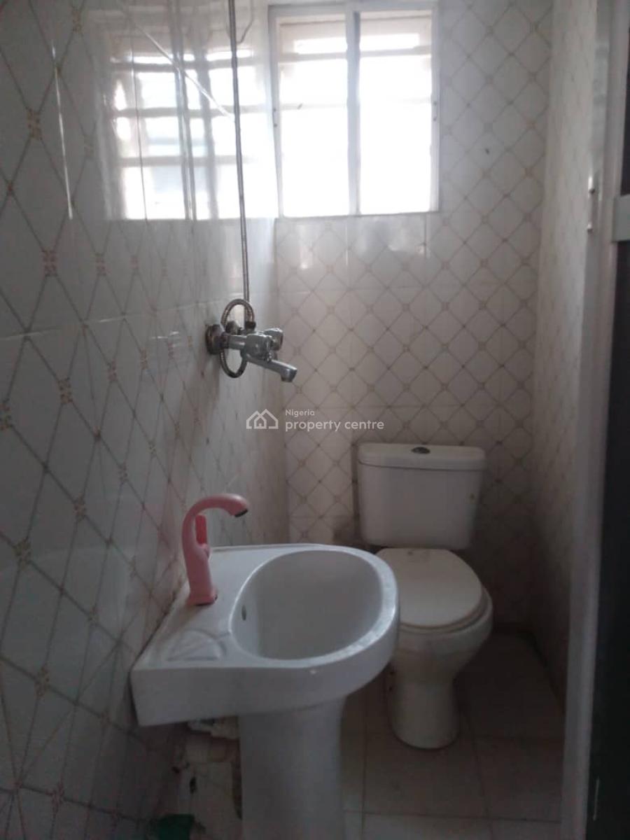 Standard 1 Bedroom Mini Flat, New Road / Alpha Beach Road Eti-osa, Lekki, Lagos, Mini Flat (room and Parlour) for Rent