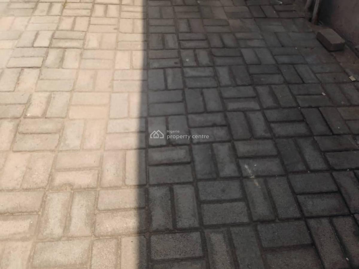 Standard 1 Bedroom Mini Flat, New Road / Alpha Beach Road Eti-osa, Lekki, Lagos, Mini Flat (room and Parlour) for Rent