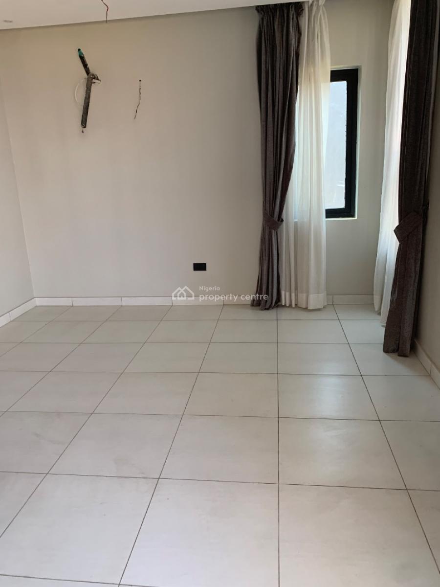 Four Bedroom Semi Detached Duplex, Lagoon District, Lekki Phase 1, Lekki, Lagos, Semi-detached Duplex for Sale