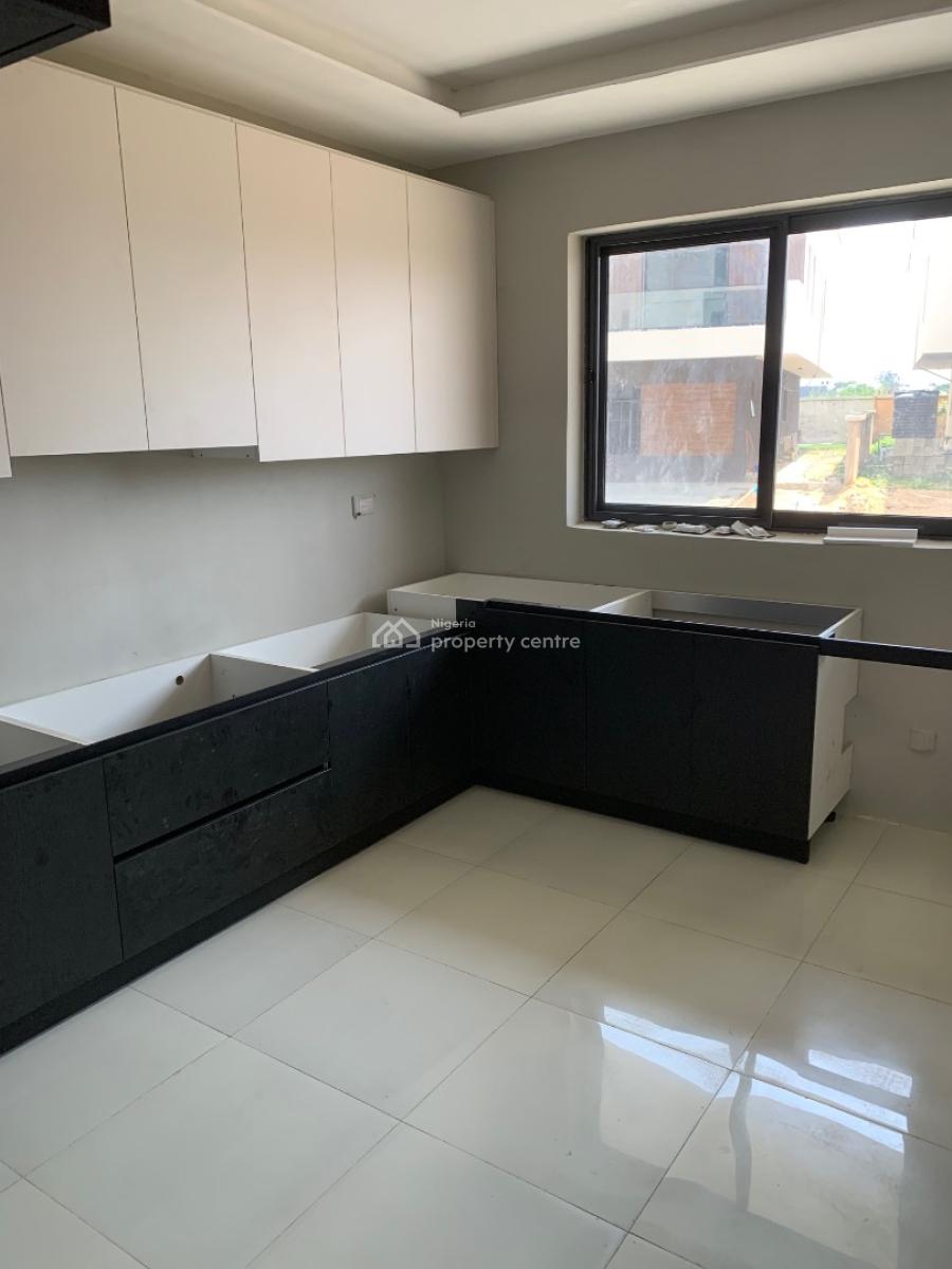 Four Bedroom Semi Detached Duplex, Lagoon District, Lekki Phase 1, Lekki, Lagos, Semi-detached Duplex for Sale