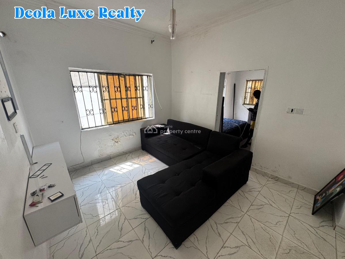 a Nice and Spacious 1 Bedrooms Apartment, Lekki Phase 1, Lekki, Lagos, Mini Flat (room and Parlour) for Rent