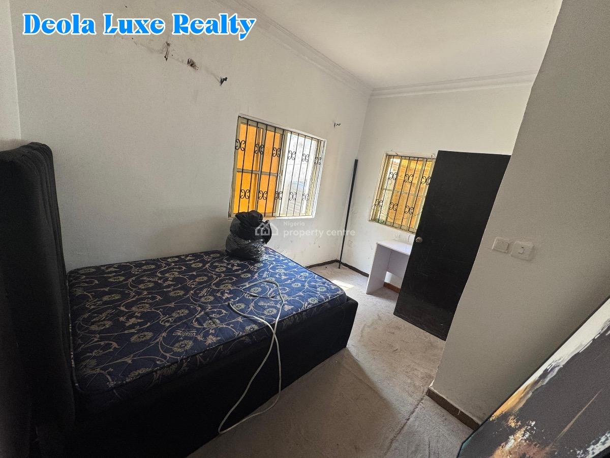 a Nice and Spacious 1 Bedrooms Apartment, Lekki Phase 1, Lekki, Lagos, Mini Flat (room and Parlour) for Rent