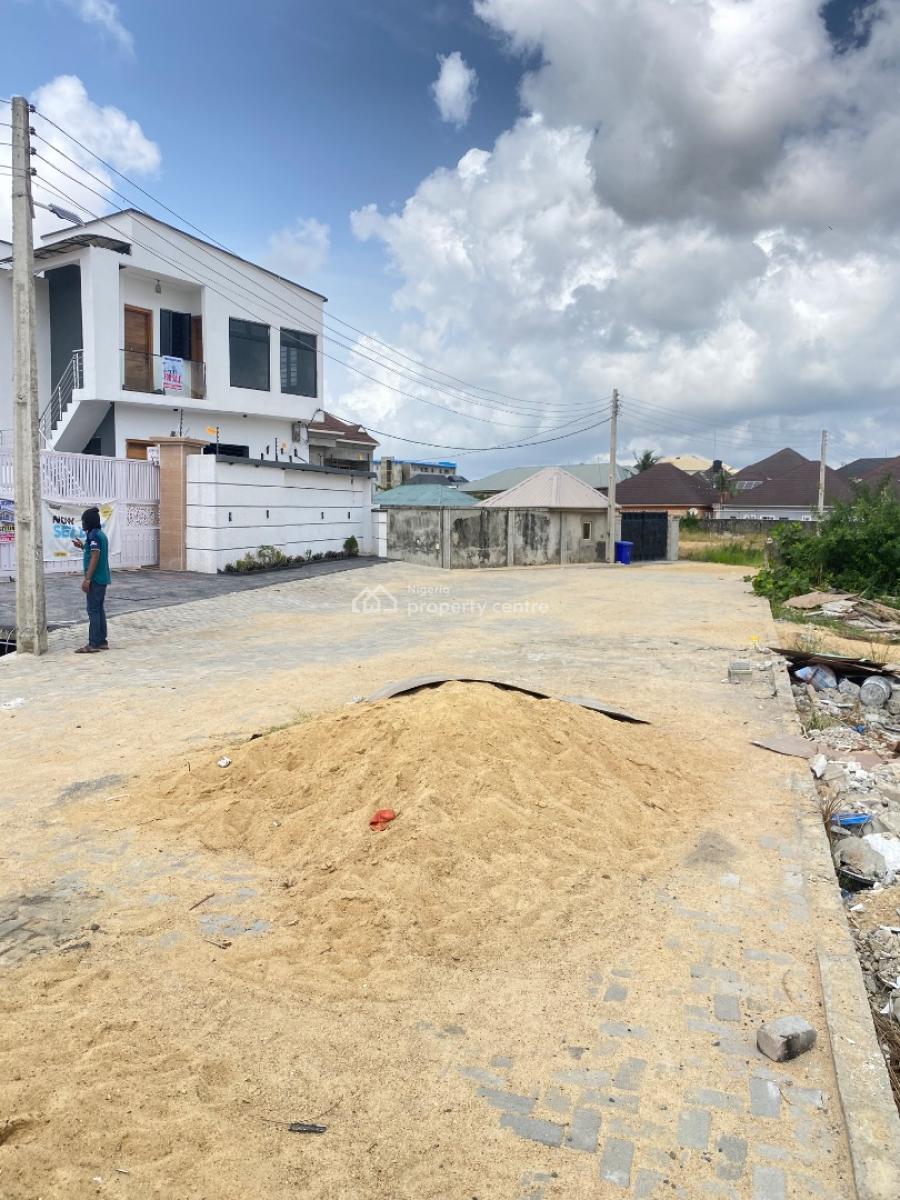 Half Plot of Land Measuring 320sqm Cornerpiece Land, Thomas Estate, Ajah, Lagos, Residential Land for Sale