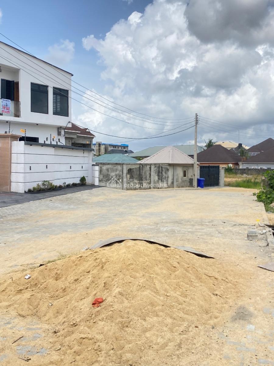 Half Plot of Land Measuring 320sqm Cornerpiece Land, Thomas Estate, Ajah, Lagos, Residential Land for Sale