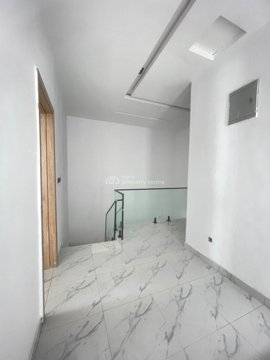 Luxury 4 Bedroom Semi-detached with Bq, By Second Toll Gate, Lekki, Lagos, Semi-detached Duplex for Sale