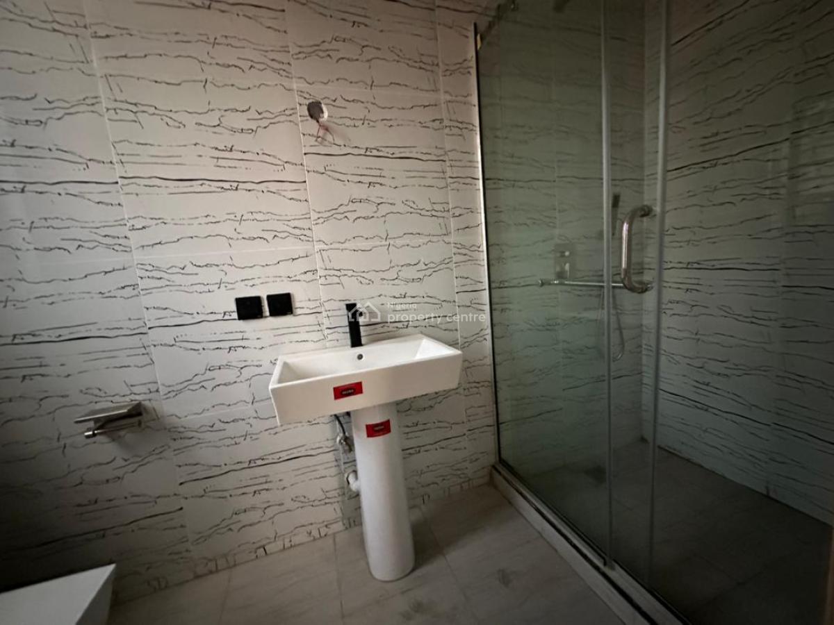 Executive 5 Bedroom Duplex with a Bq, Gra Phase 1, Magodo, Lagos, Detached Duplex for Rent