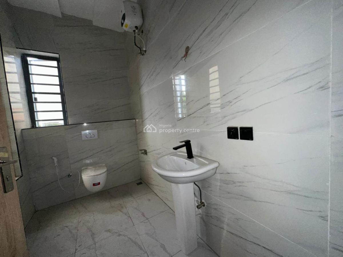 Executive 5 Bedroom Duplex with a Bq, Gra Phase 1, Magodo, Lagos, Detached Duplex for Rent