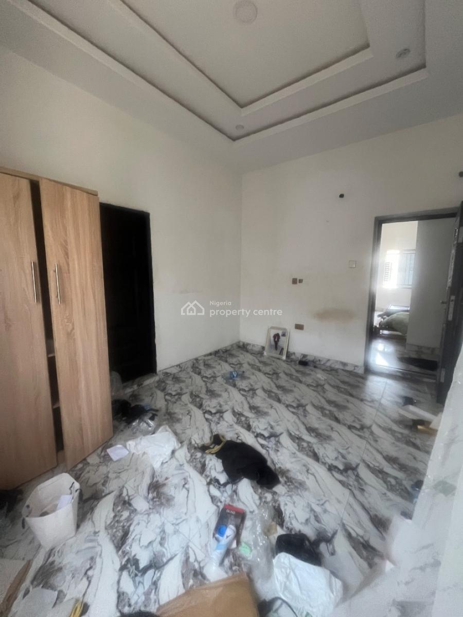 2bedroom Flat, Agunbiade Estate, Ogombo, Ajah, Lagos, Flat / Apartment for Rent