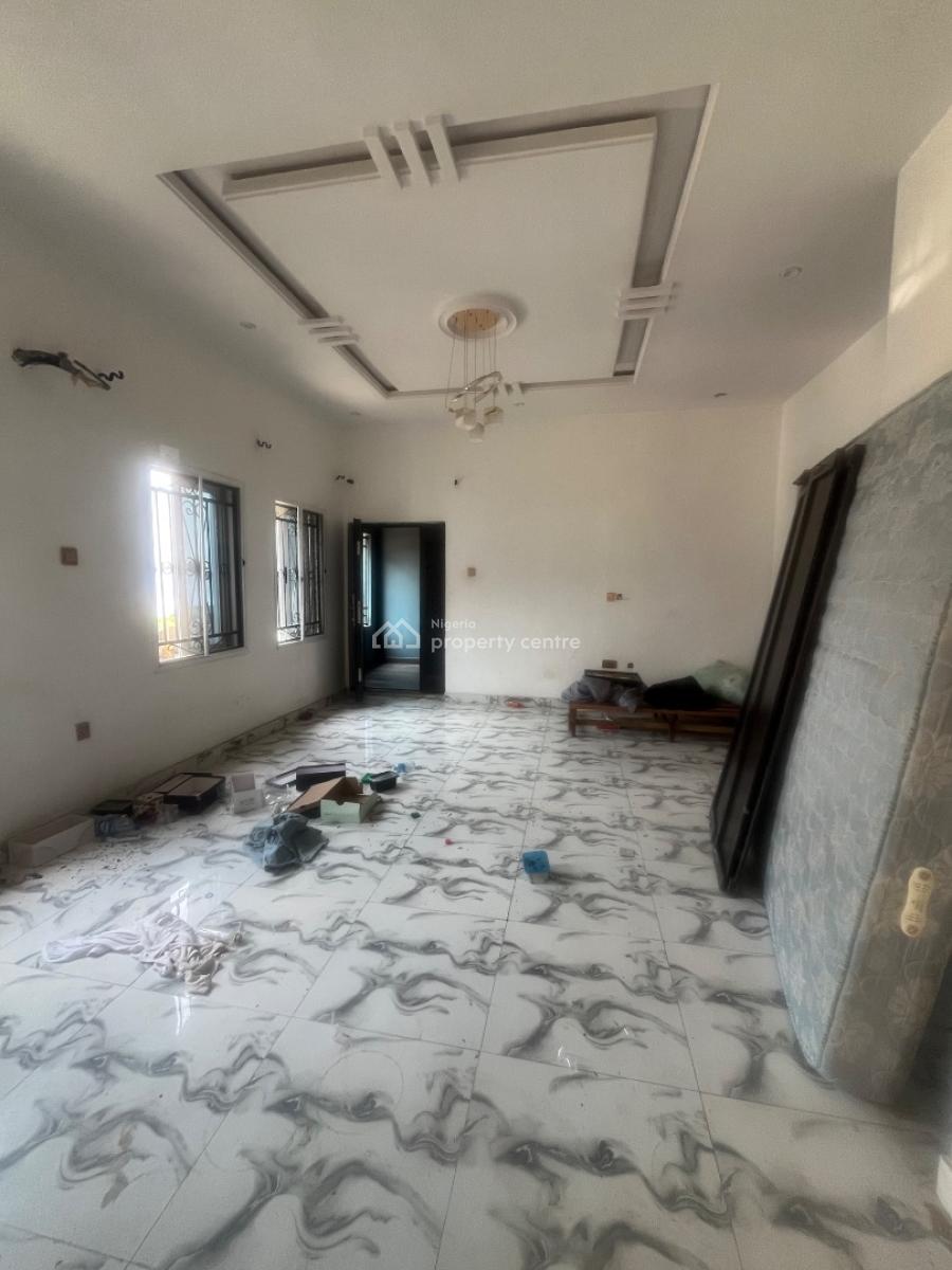 2bedroom Flat, Agunbiade Estate, Ogombo, Ajah, Lagos, Flat / Apartment for Rent