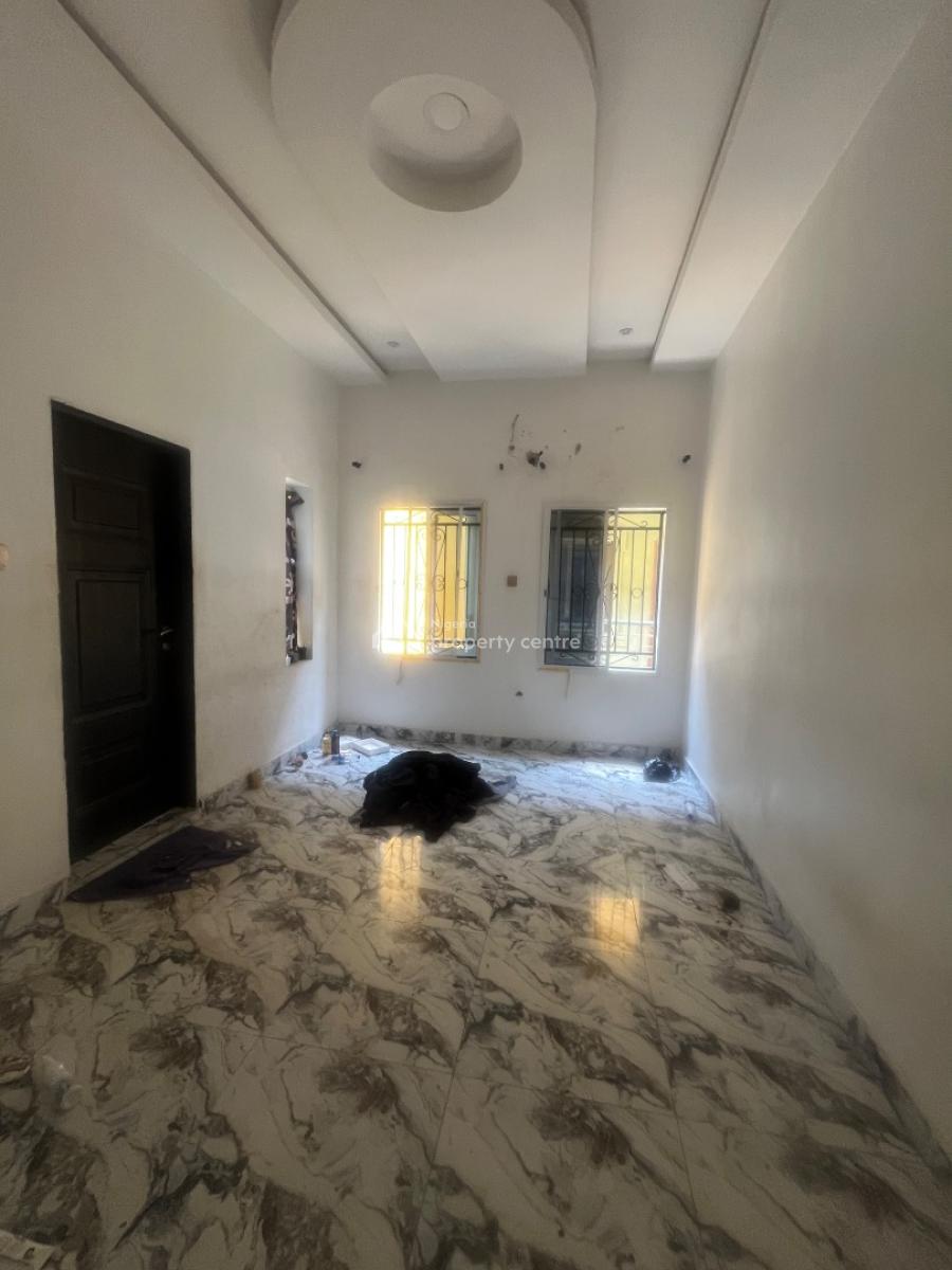 2bedroom Flat, Agunbiade Estate, Ogombo, Ajah, Lagos, Flat / Apartment for Rent