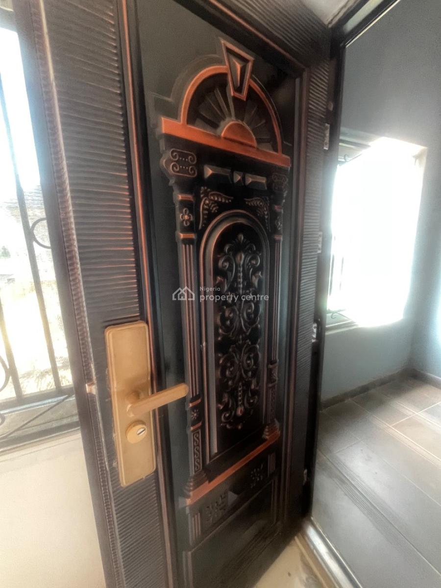 2bedroom Flat, Agunbiade Estate, Ogombo, Ajah, Lagos, Flat / Apartment for Rent