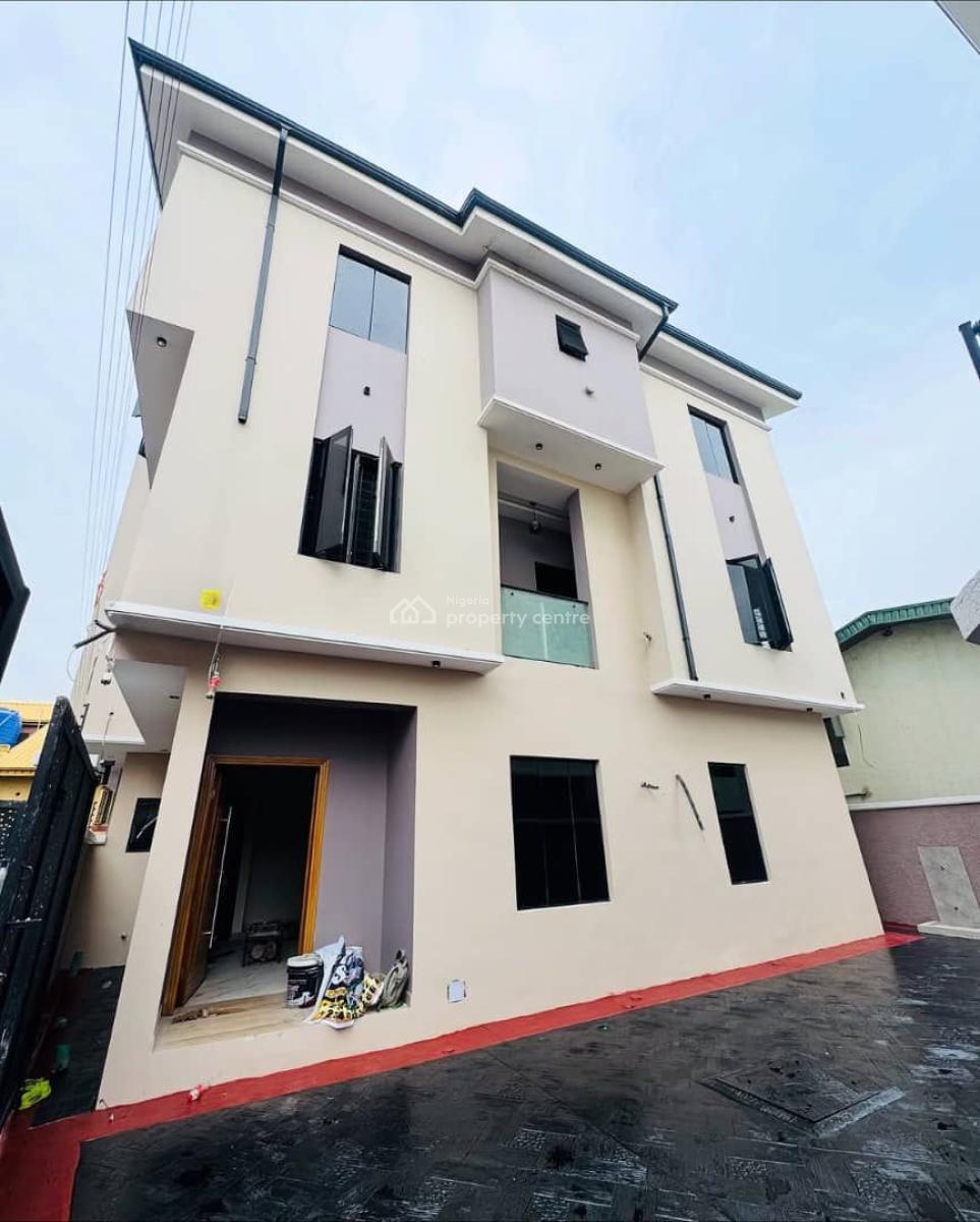 Lovely Built 4 Bedroom Semi Detached Duplex with Bq in Secure Estate, Gra Phase 1, Magodo, Lagos, Semi-detached Duplex for Sale