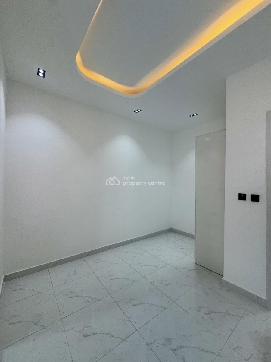 Well Built 2 Bedroom Apartment with Bq, Ikate, Lekki, Lagos, Flat / Apartment for Sale