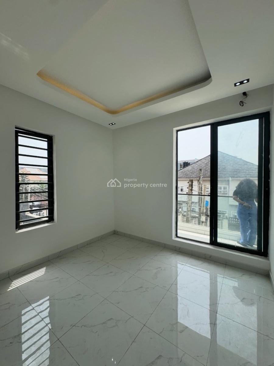 Well Built 2 Bedroom Apartment with Bq, Ikate, Lekki, Lagos, Flat / Apartment for Sale