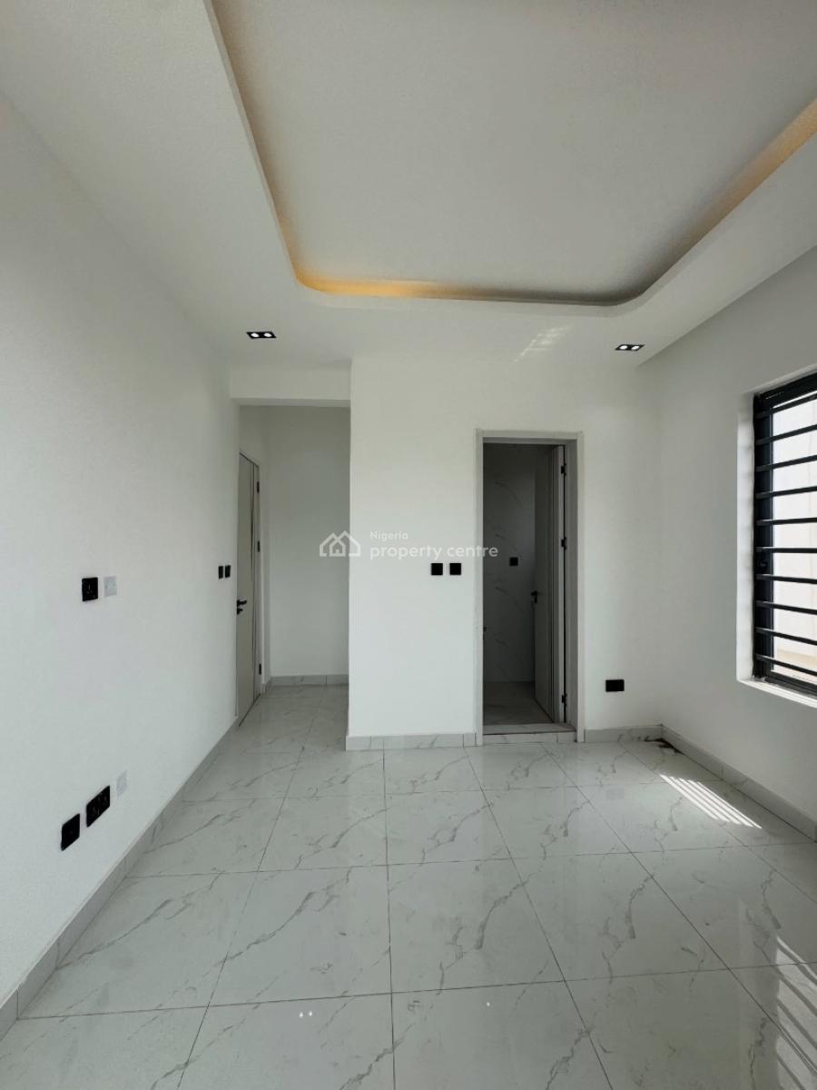 Well Built 2 Bedroom Apartment with Bq, Ikate, Lekki, Lagos, Flat / Apartment for Sale