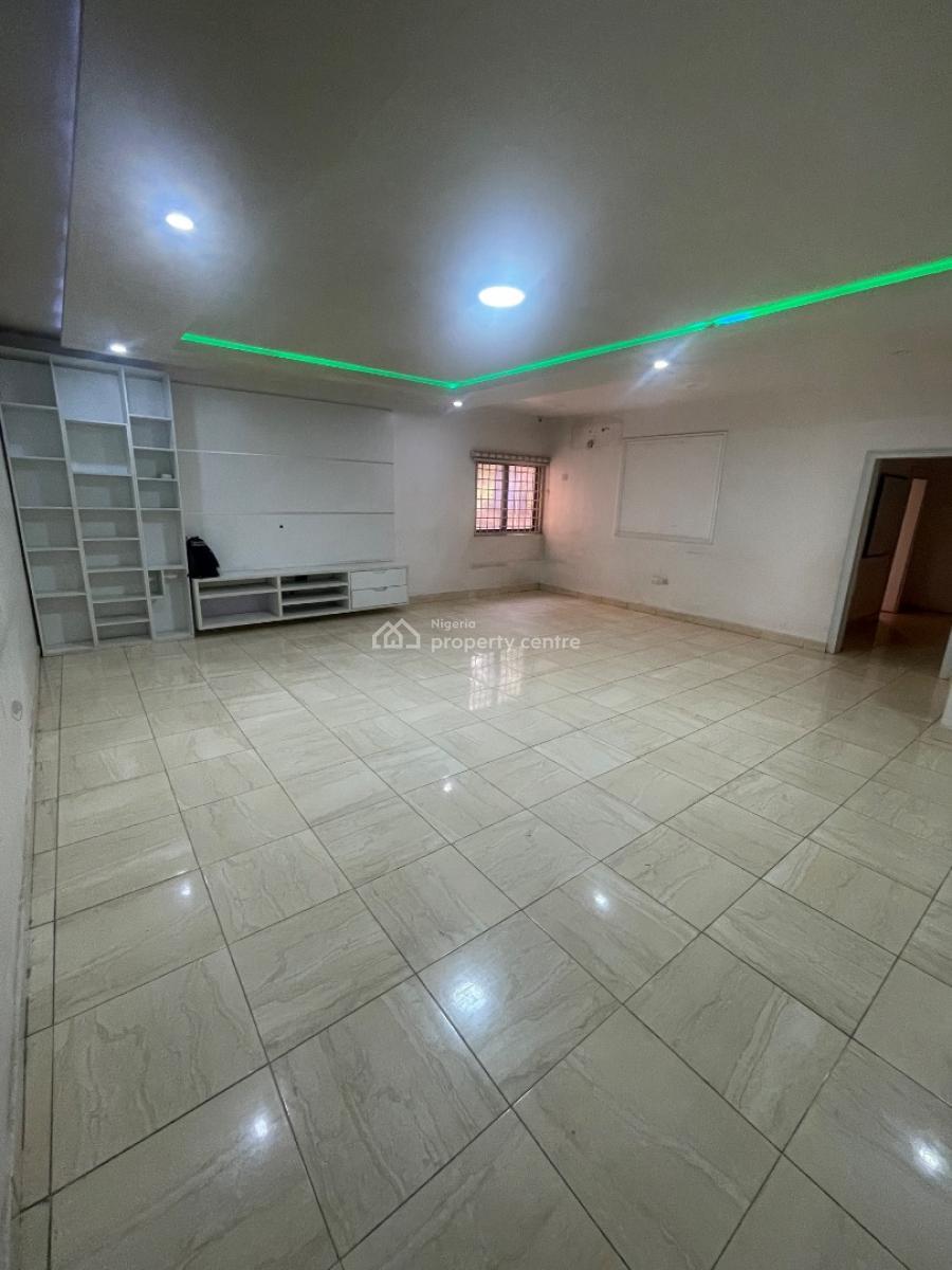 Well Built 2 Bedroom Apartment with an Extra Mini Room, Jabi, Abuja, Flat / Apartment for Rent