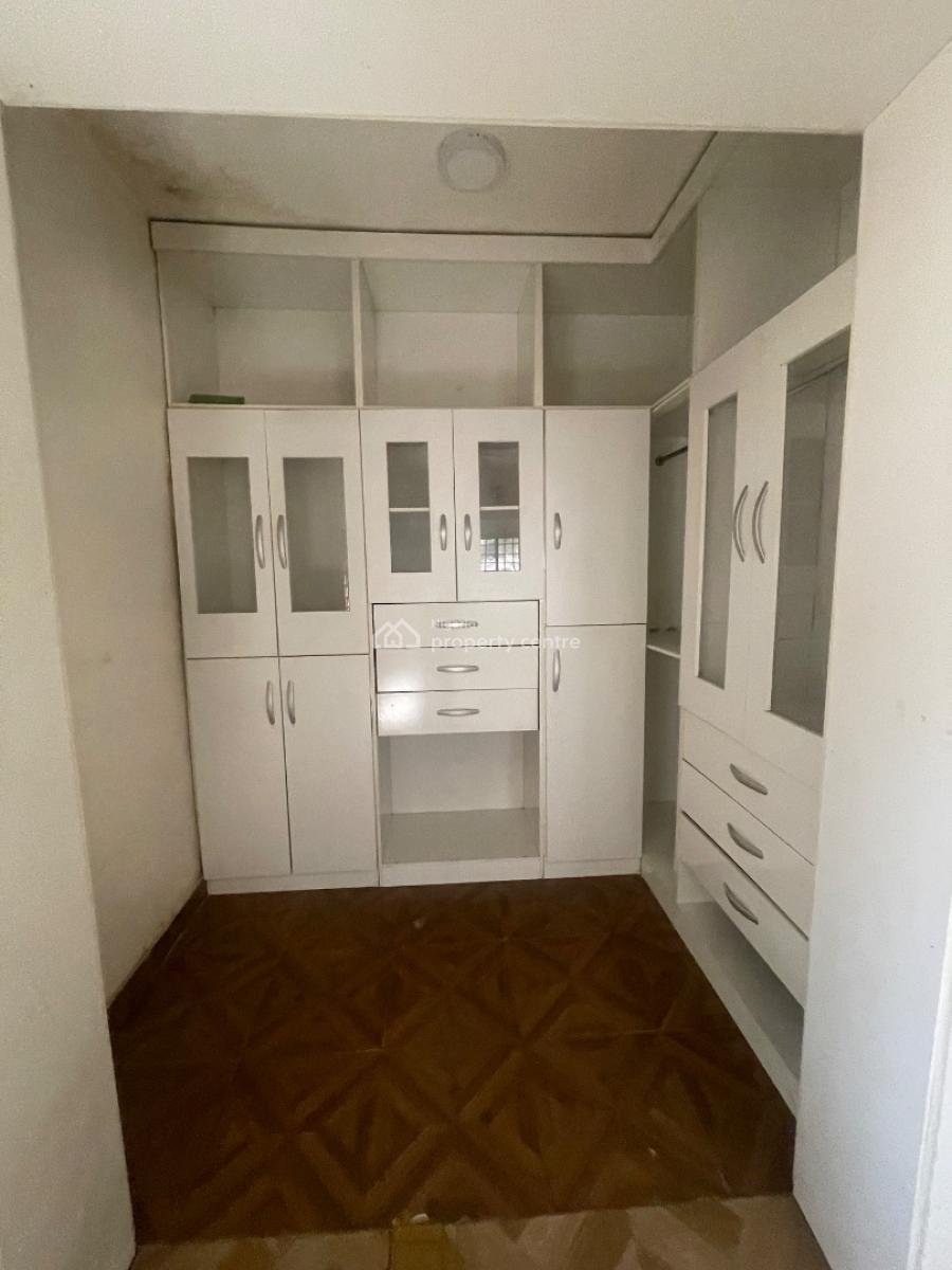 Well Built 2 Bedroom Apartment with an Extra Mini Room, Jabi, Abuja, Flat / Apartment for Rent