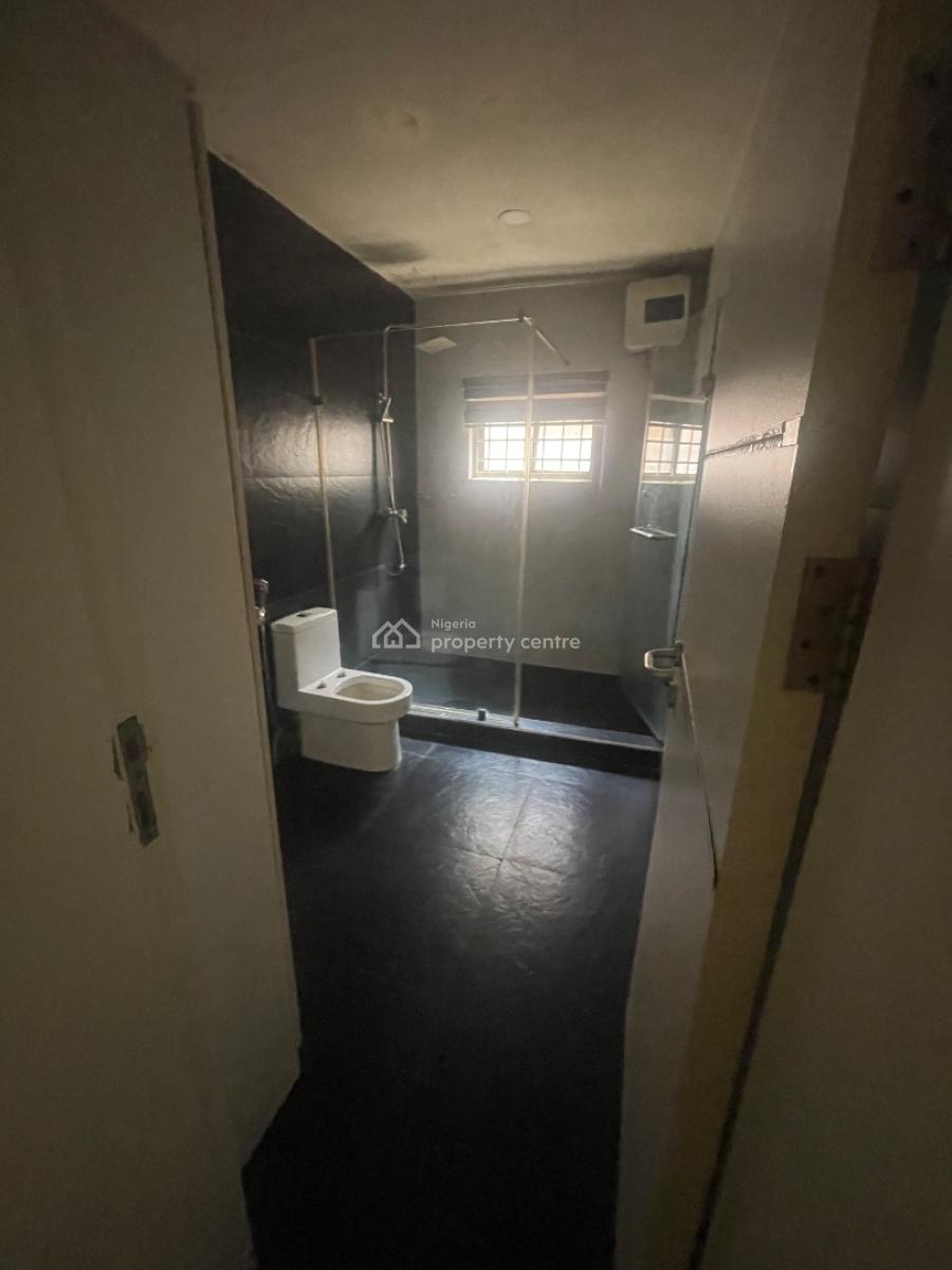 Well Built 2 Bedroom Apartment with an Extra Mini Room, Jabi, Abuja, Flat / Apartment for Rent