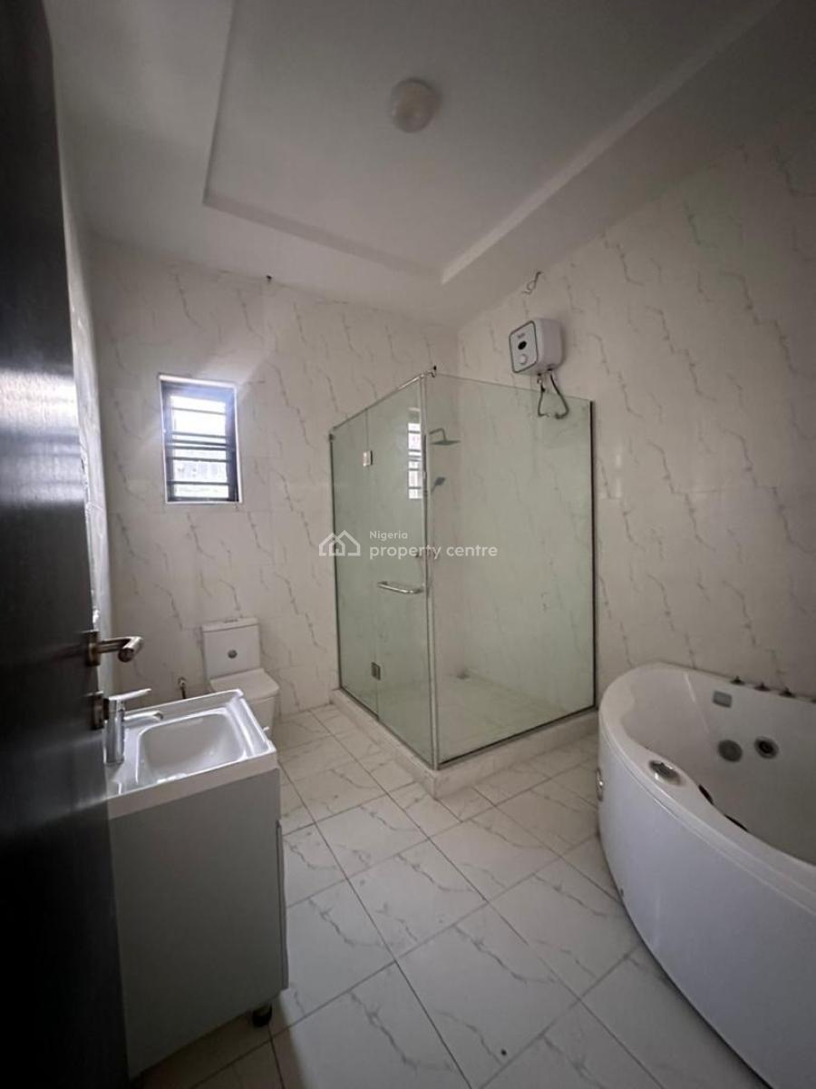 4 Bedroom Terrace Duplex, New Road, Ologolo, Lekki, Lagos, Terraced Duplex for Sale