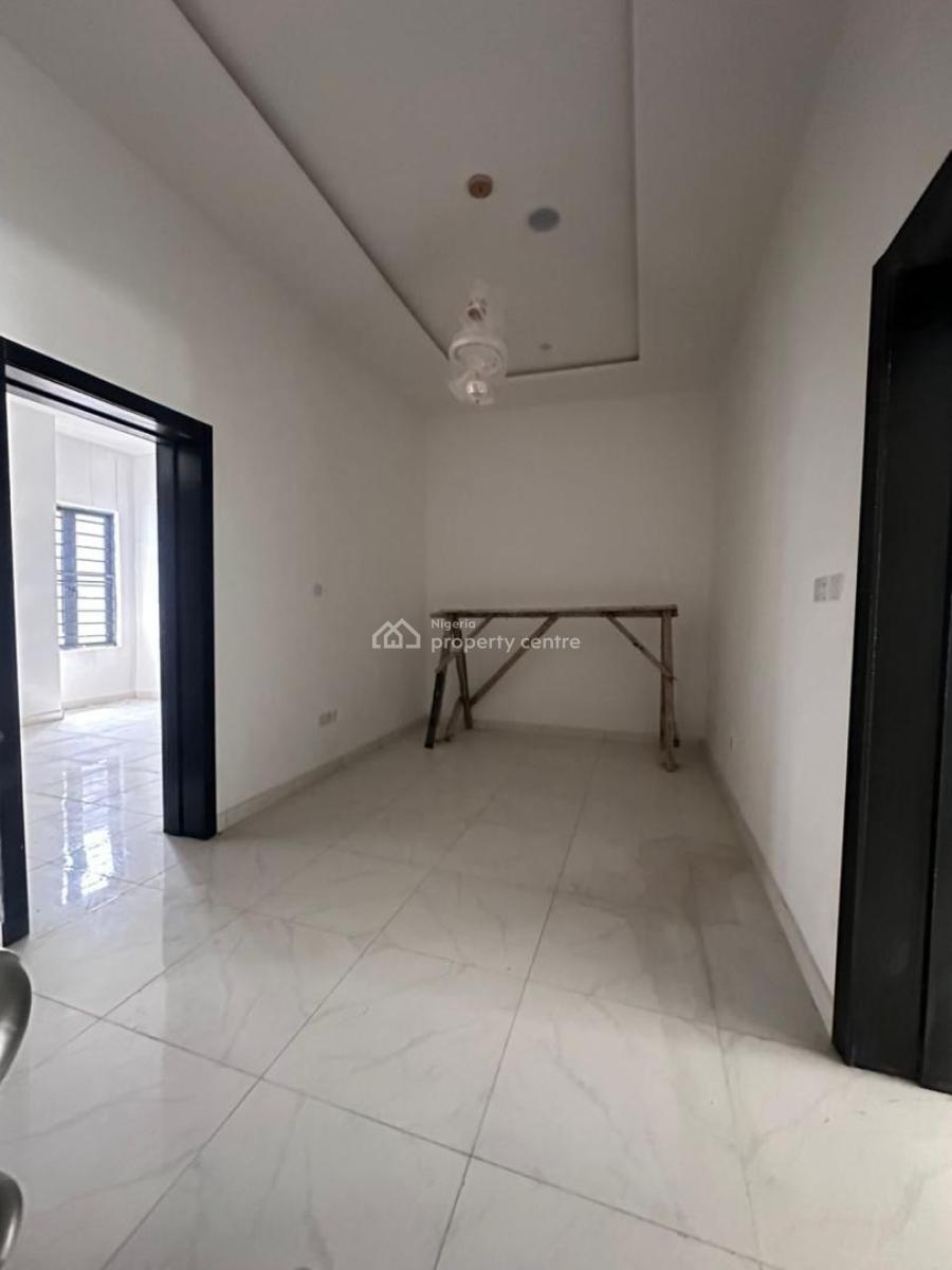 4 Bedroom Terrace Duplex, New Road, Ologolo, Lekki, Lagos, Terraced Duplex for Sale