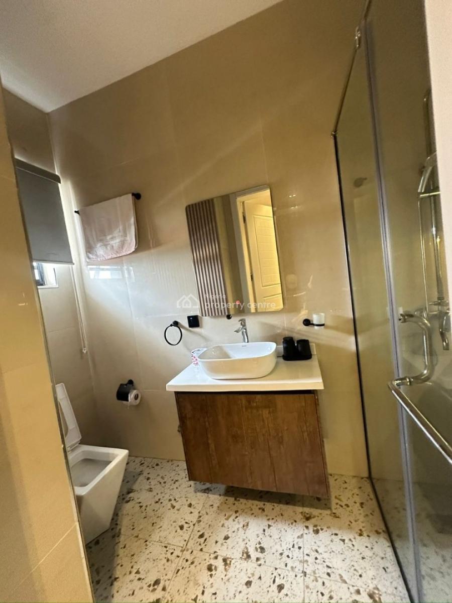 3 Bedroom Apartment, Lekki Phase 1, Lekki, Lagos, Flat / Apartment Short Let