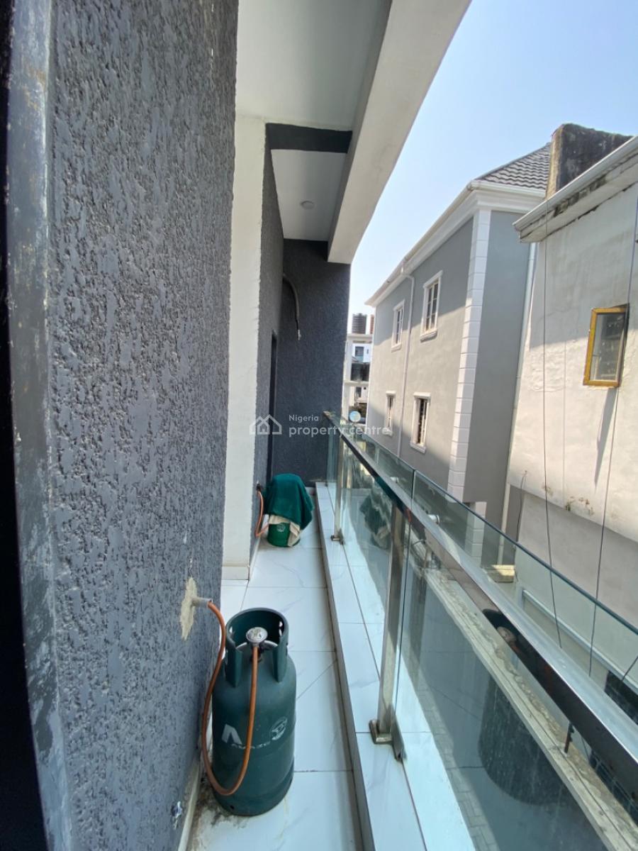 Fully Furnished Luxurious 2 Bedroom Apartment, Ologolo Lekki, Ologolo, Lekki, Lagos, Flat / Apartment for Rent