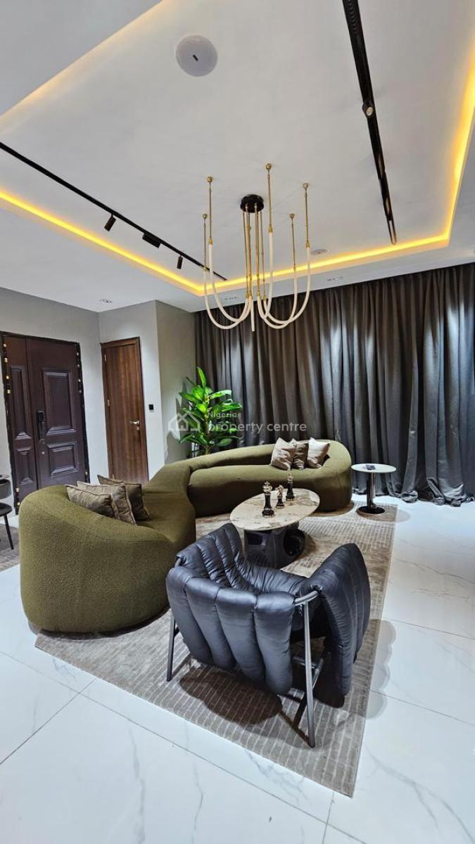 Luxe 2 Bedroom Apartment with Swimming Pool and Gym, Chibo Ofodile Close, Lekki Phase 1, Lekki, Lagos, Flat / Apartment Short Let