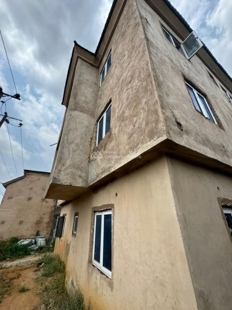 2 Bedroom Apartments, Palm Avenue, Mushin, Lagos, Flat / Apartment for Sale