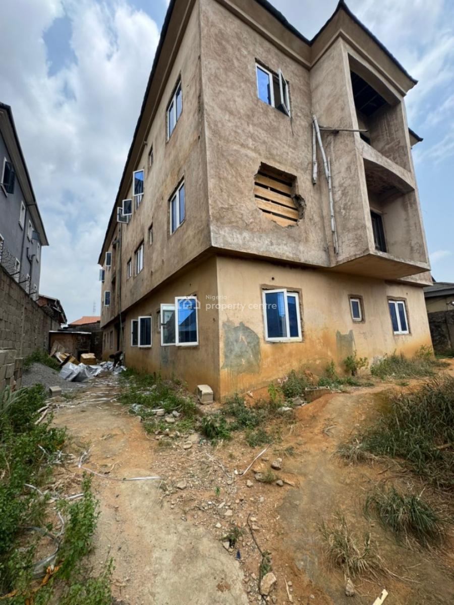 2 Bedroom Apartments, Palm Avenue, Mushin, Lagos, Flat / Apartment for Sale