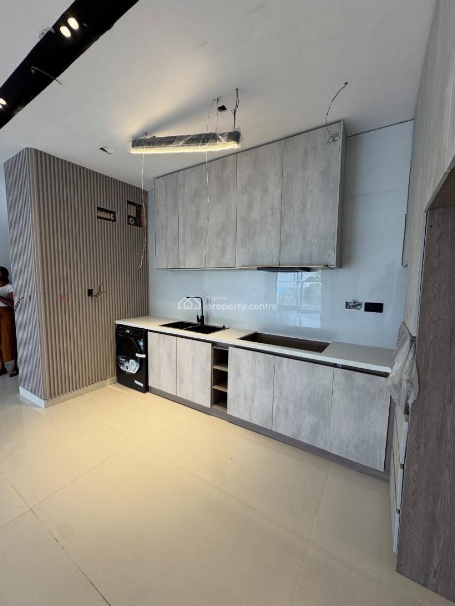 2 Bedroom Apartments with Pool, Gym, Bq & Elevator, Lekki Phase 1, Lekki, Lagos, Block of Flats for Sale