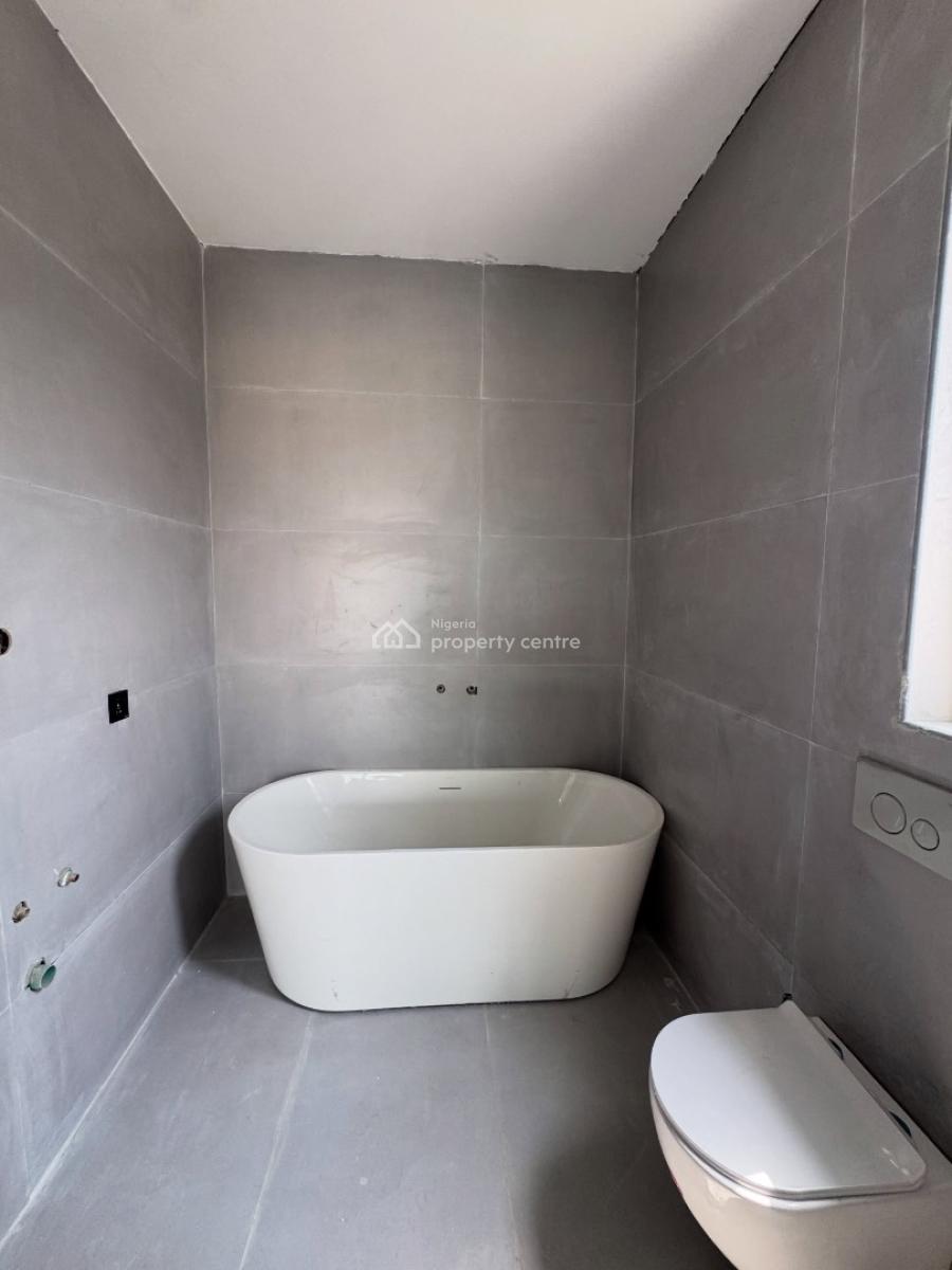 2 Bedroom Apartments with Pool, Gym, Bq & Elevator, Lekki Phase 1, Lekki, Lagos, Block of Flats for Sale