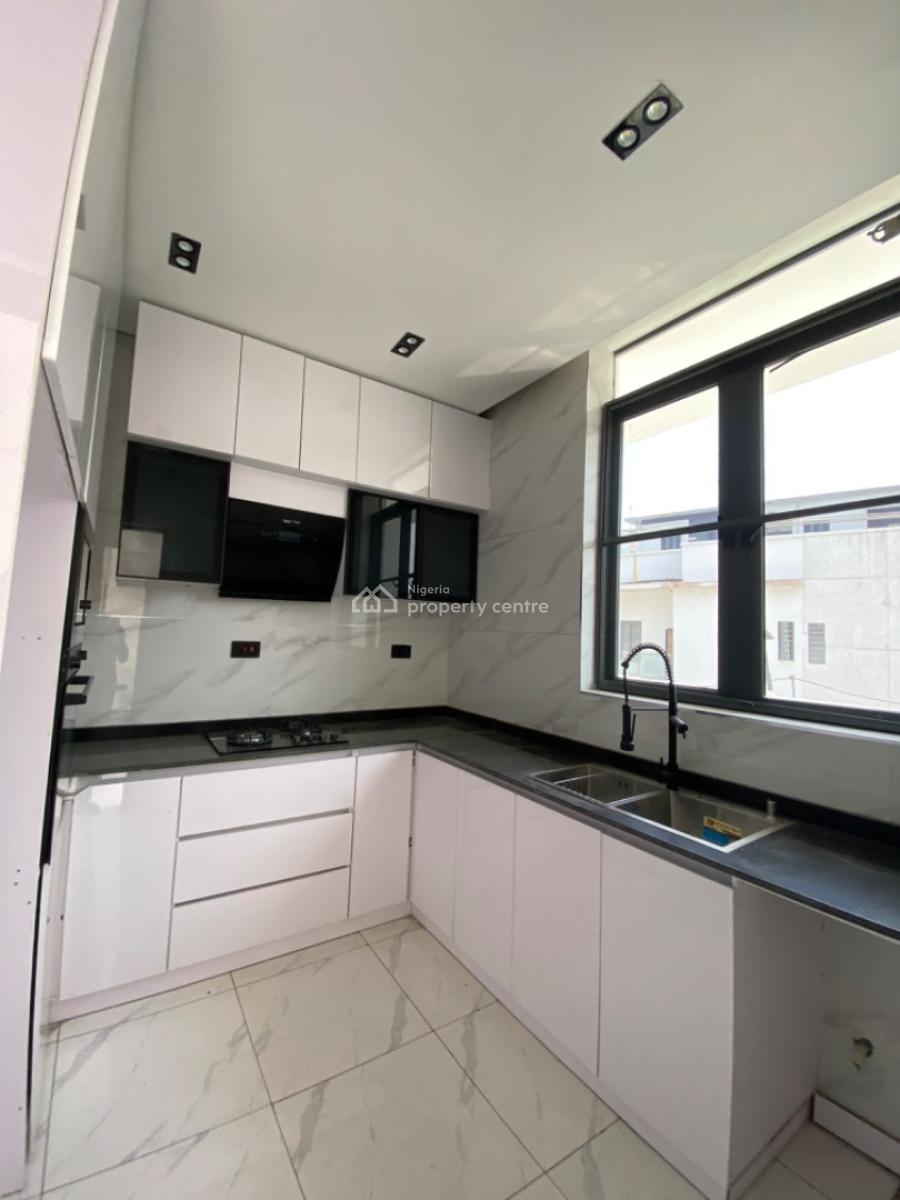 Newly Built 2 Bedroom Apartment, Ologolo, Lekki, Lagos, Flat / Apartment for Sale