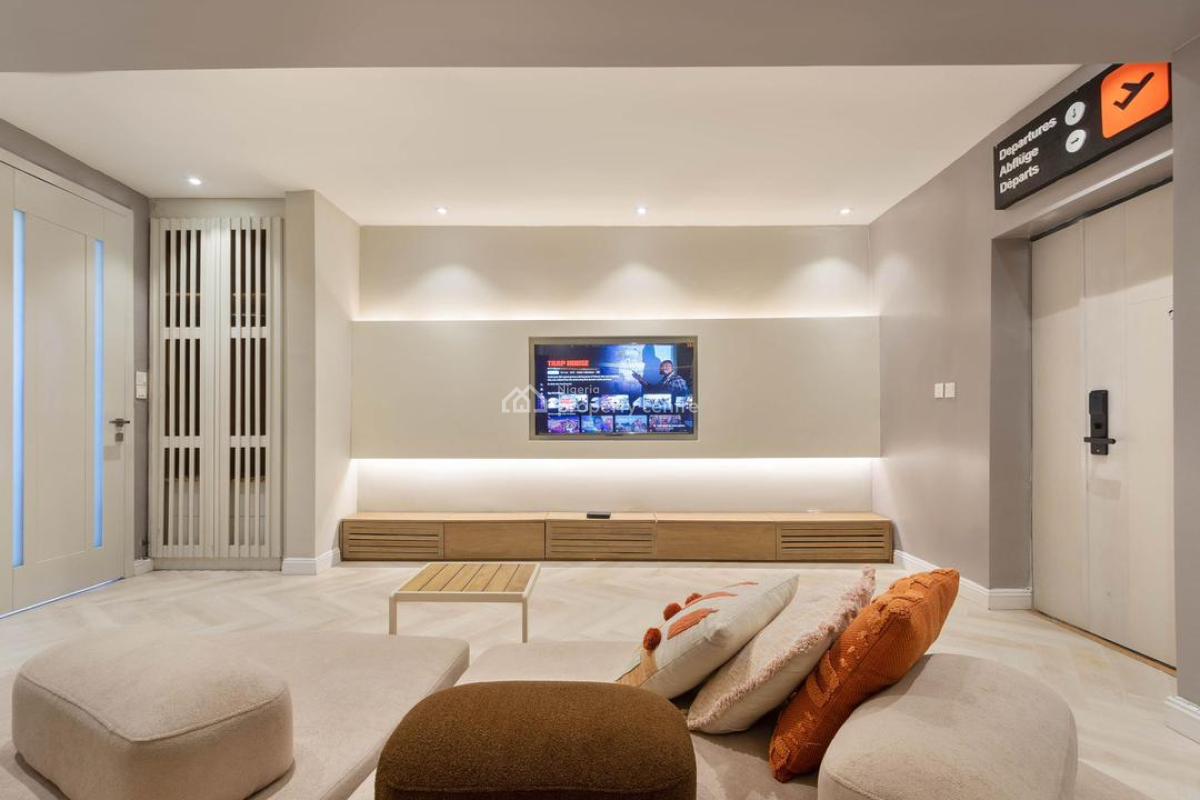 Luxury and Spacious Studio Apartment with Housekeeping and Chef, Lekki Phase 1, Lekki, Lagos, Flat / Apartment Short Let