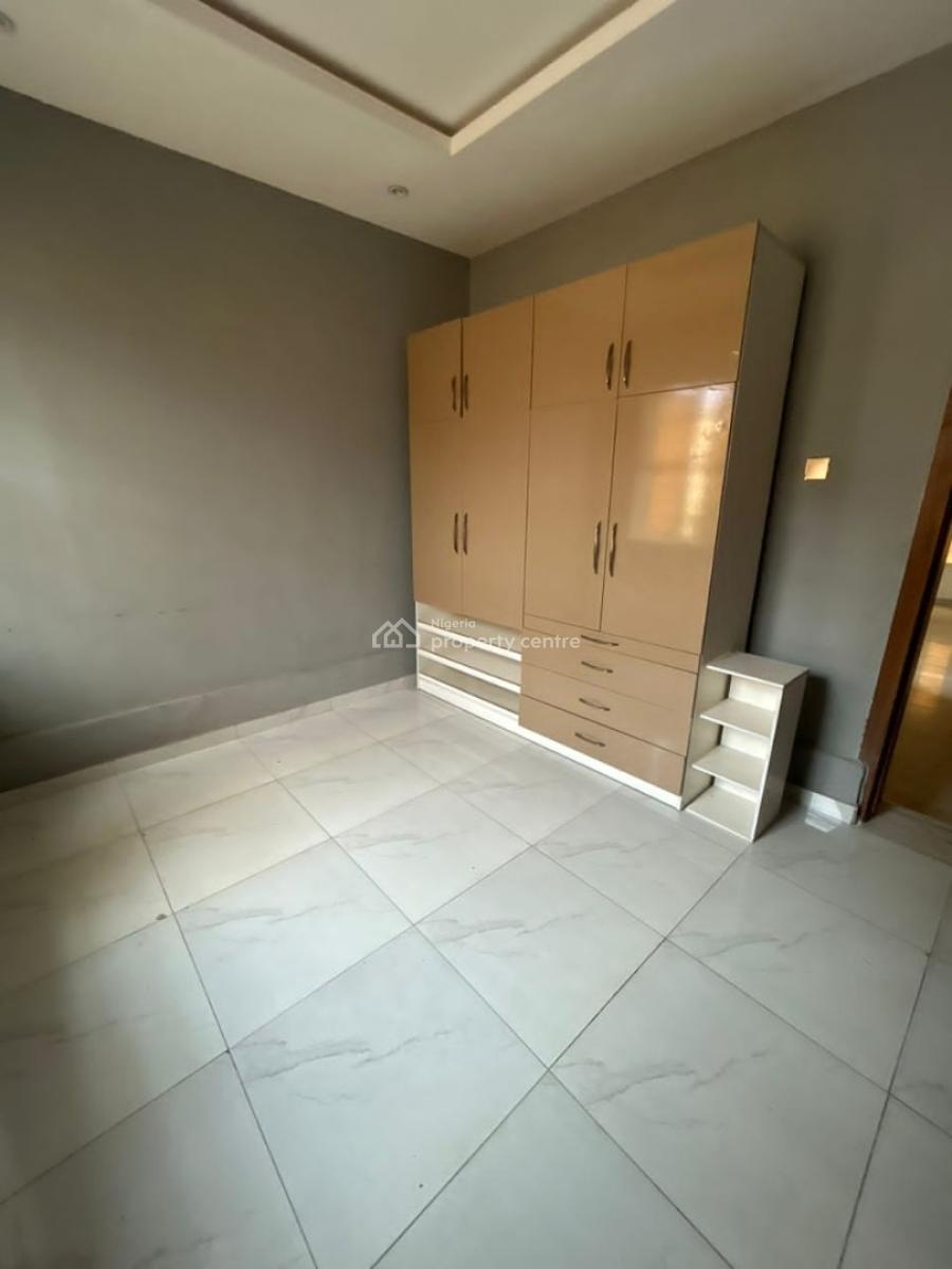 a Fantastic Spacious 3 Bedroom Flat with Modern Facilities, Gra Phase 2, Magodo, Lagos, House for Rent