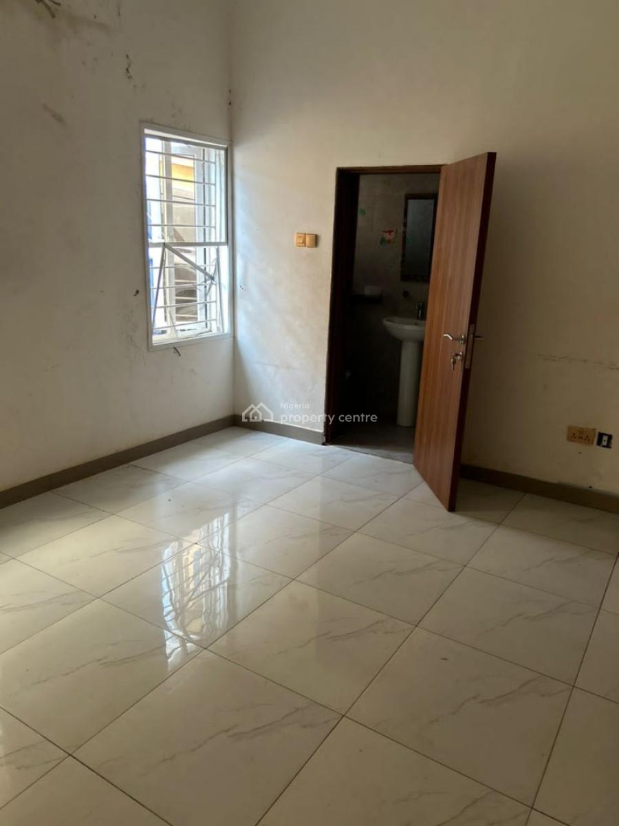 a Fantastic Spacious 3 Bedroom Flat with Modern Facilities, Gra Phase 2, Magodo, Lagos, House for Rent