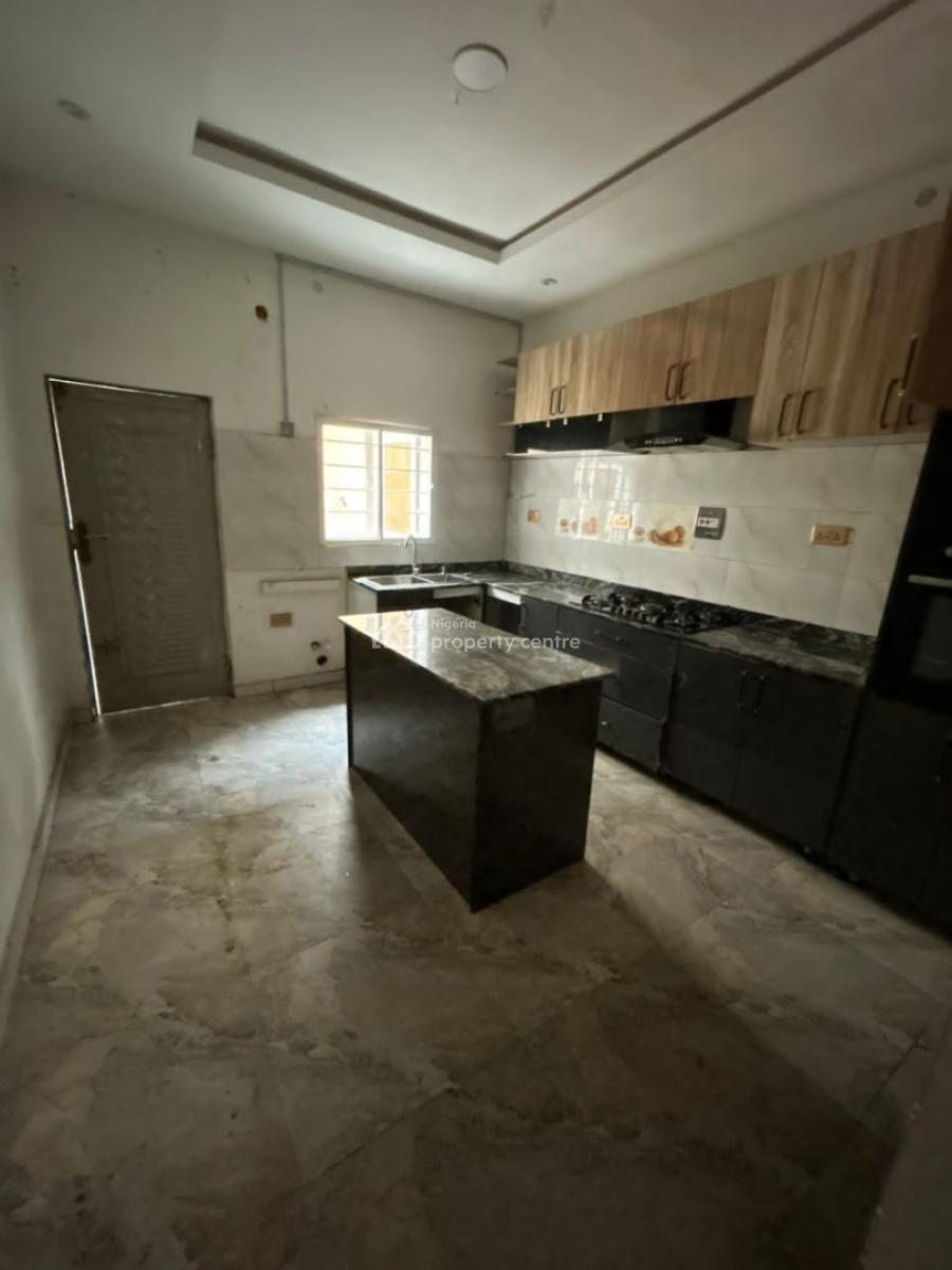 a Fantastic Spacious 3 Bedroom Flat with Modern Facilities, Gra Phase 2, Magodo, Lagos, House for Rent