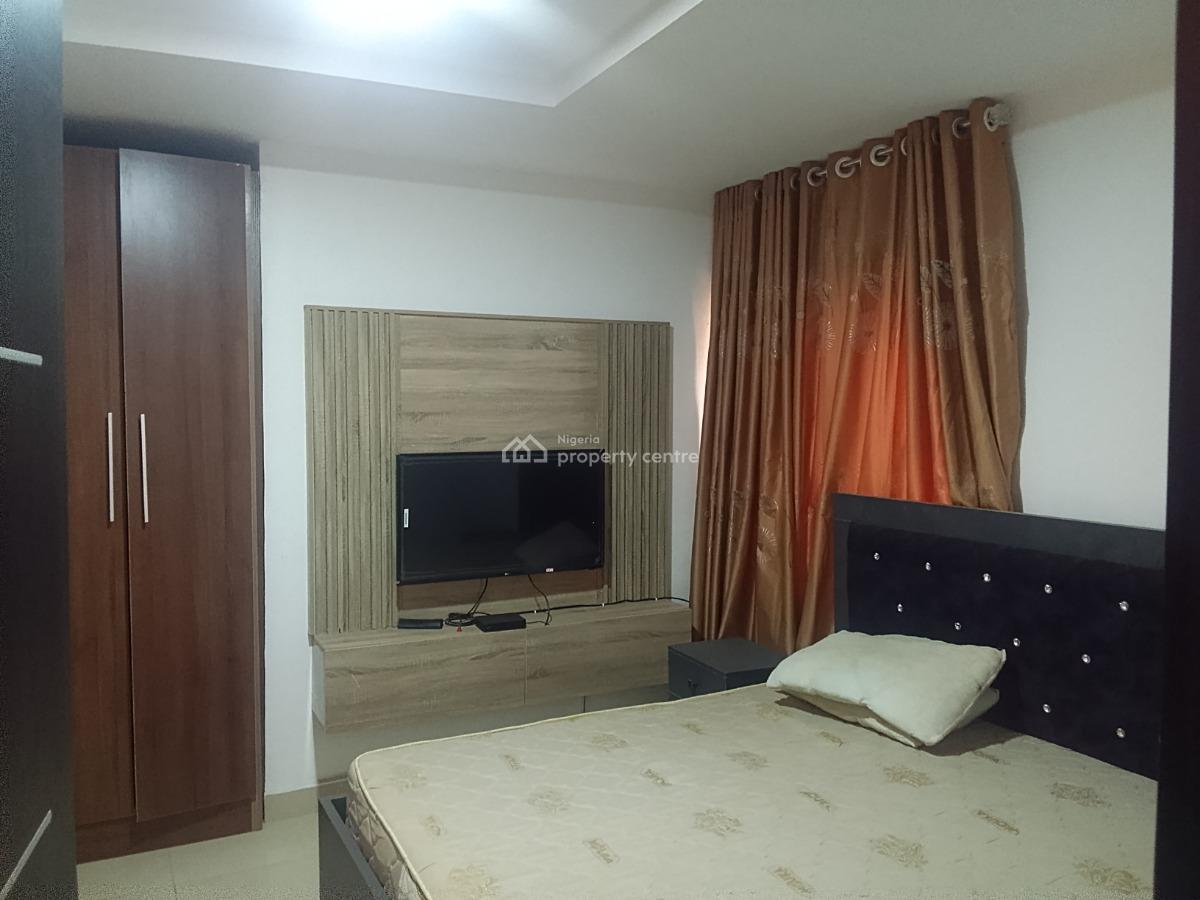 Completely Furnished Two Bedroom Apartment, Fha, Guzape District, Abuja, Flat / Apartment for Rent